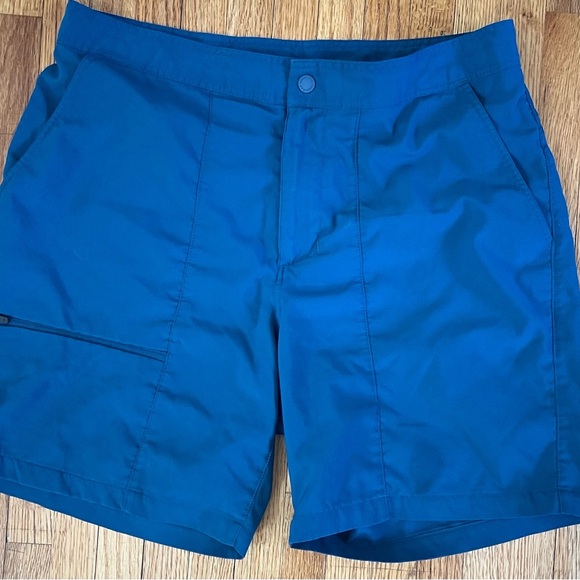 Mountain Hardwear Men’s 30 Blue Athletic Shorts - Picture 1 of 4
